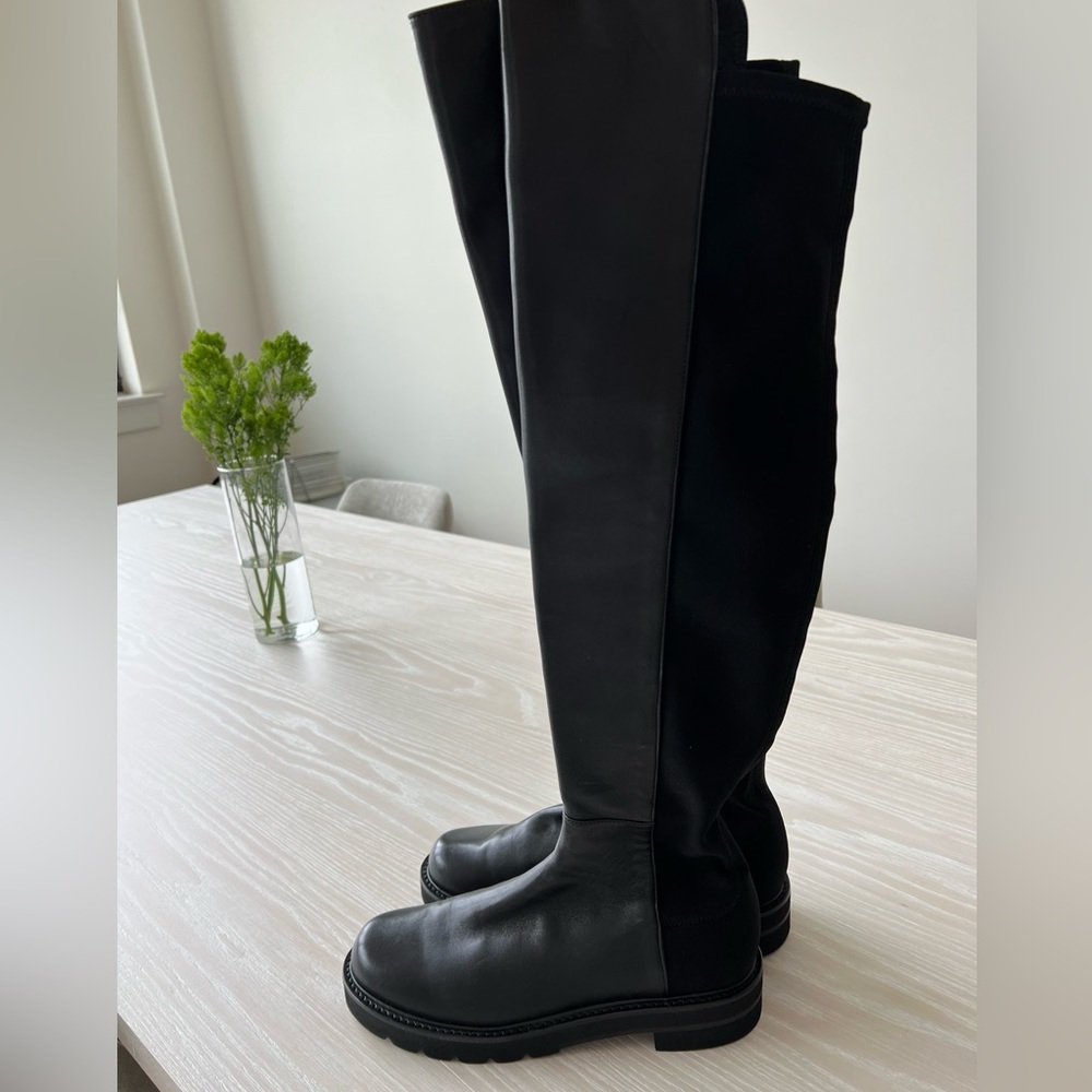 Never worn - STUART WEITZMAN Leather OTK 5050 Lug Sole Black
Boots 8.5 NEW
